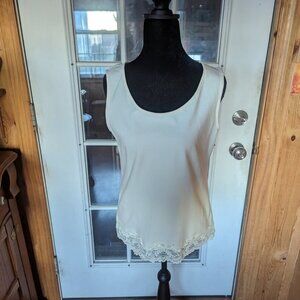Top essential tank top, size medium cream color